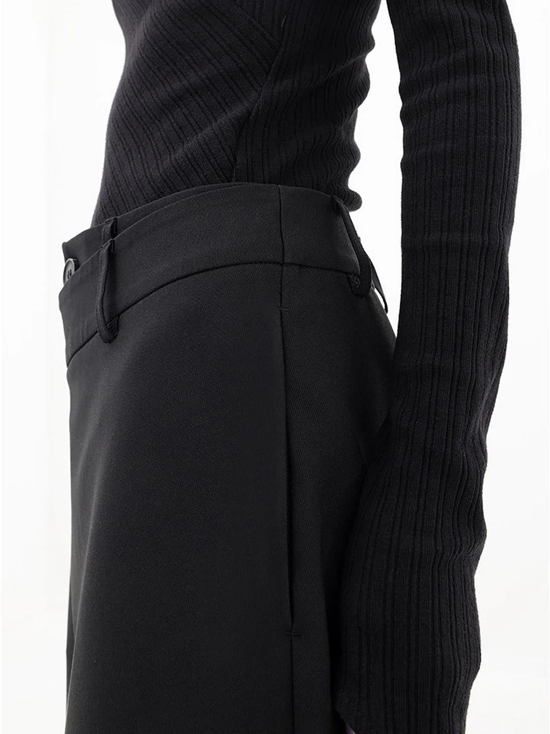 Belle | Modern baggy trousers