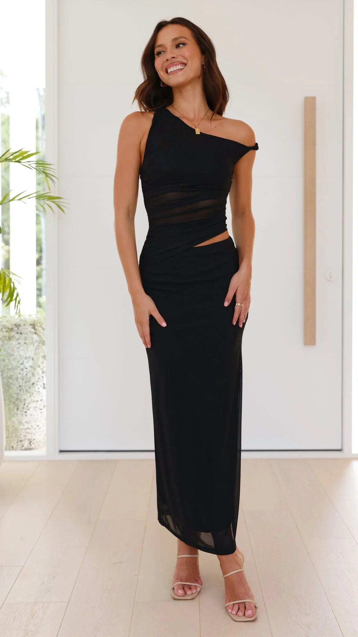 Solana - One-Shoulder Maxi Dress