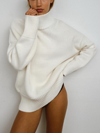 Nada | Minimalist Turtleneck Sweater