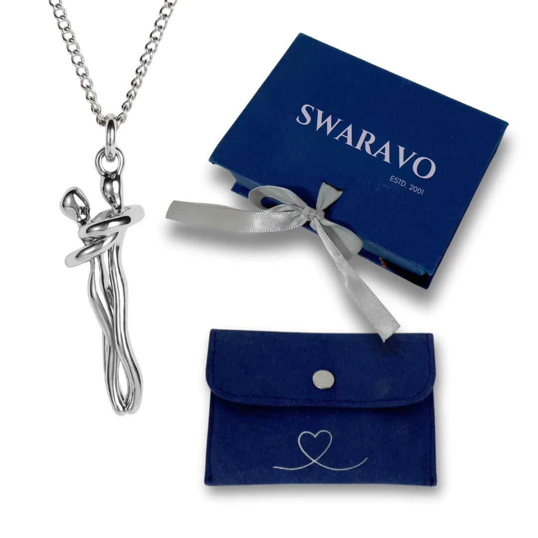 Hug Necklace | Love 2025