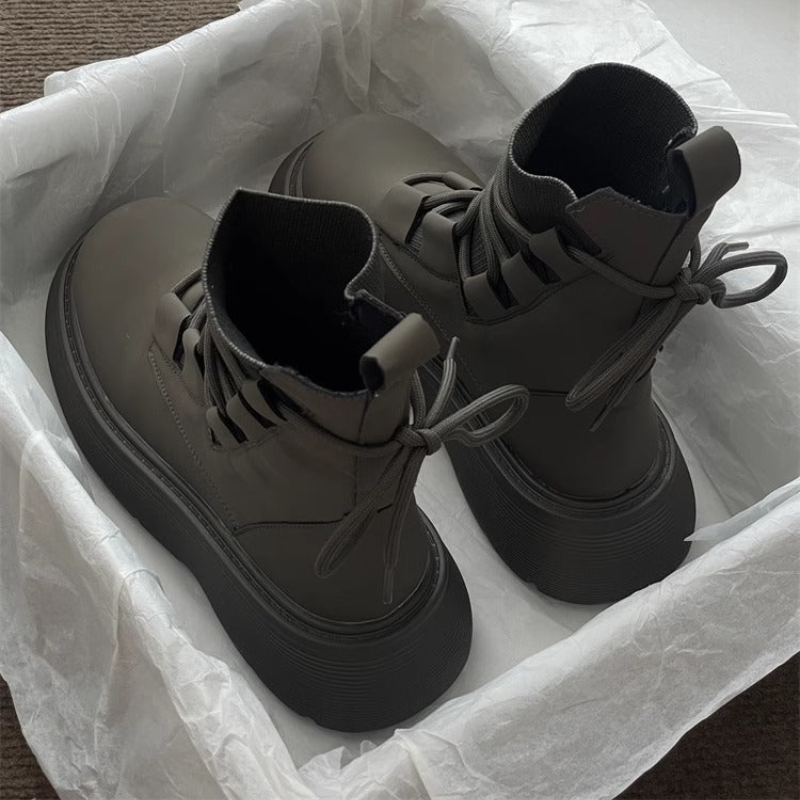 HALLE | Stylish Winter Boots