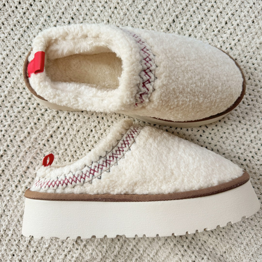Claiere | Elevated Sherpa Slippers