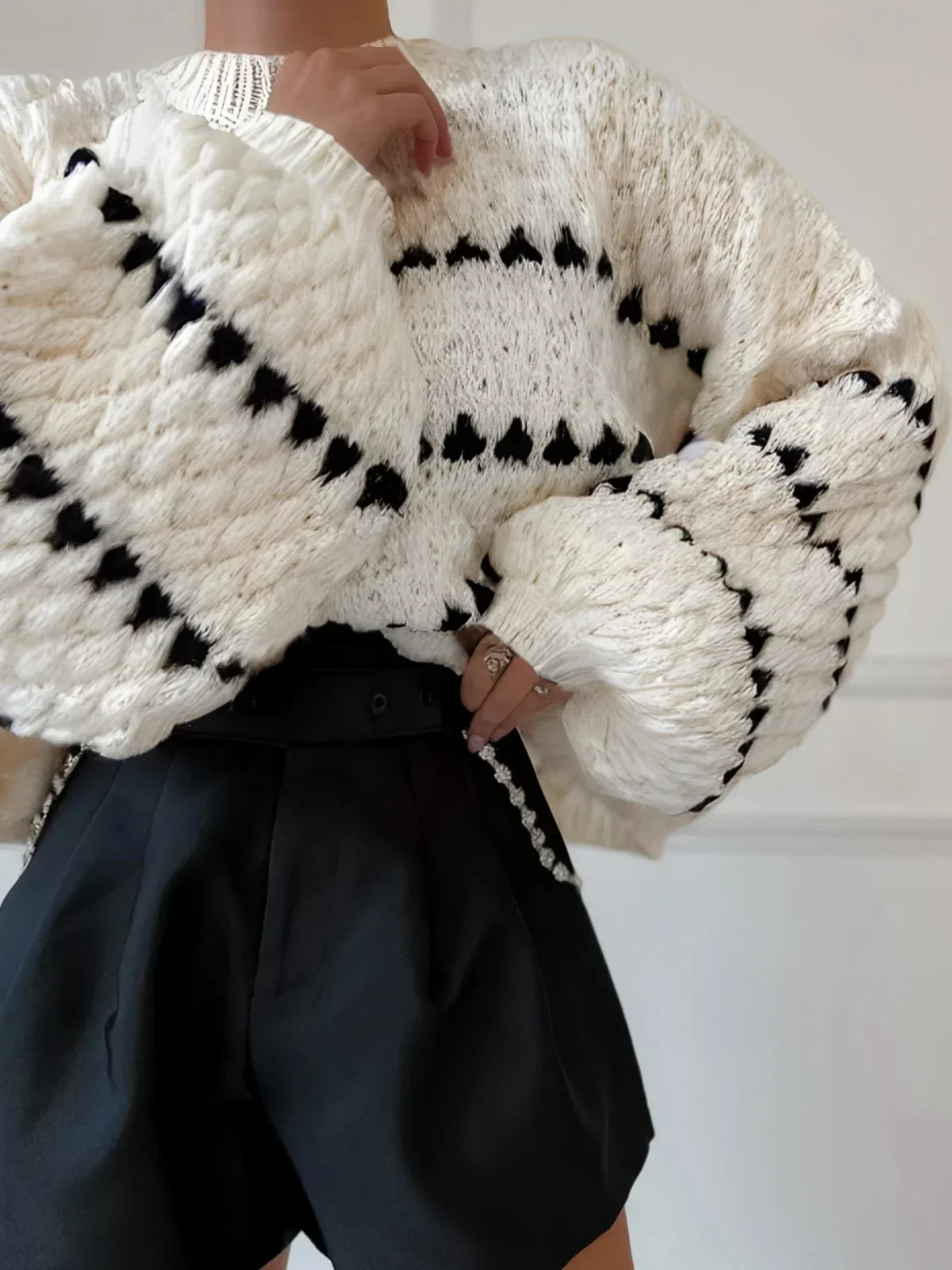 Nosy | Textured Knit Oversized Diamond Pattern Sweater