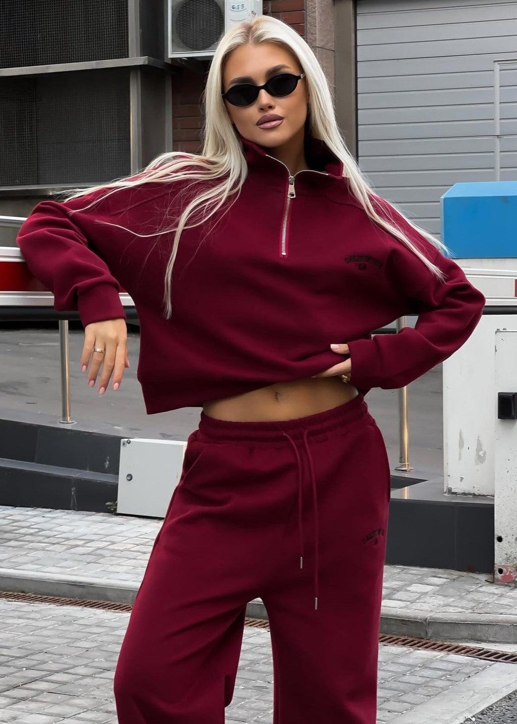 California Style Zipper Sweatshirt and Joggers Set