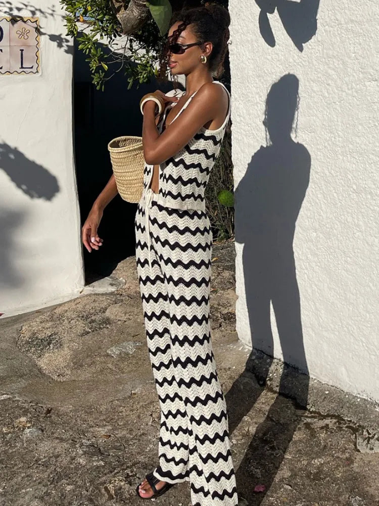 Selara Crochet Co-Ord Set – Black and White Zigzag Crochet Beach Co-Ord with Drawstring Wide Leg Trousers