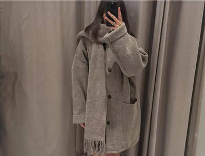 Islay | Cardigan with attached scarf