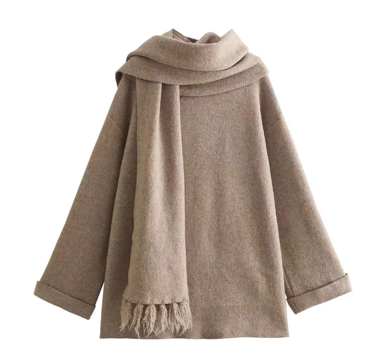 Islay | Cardigan with attached scarf