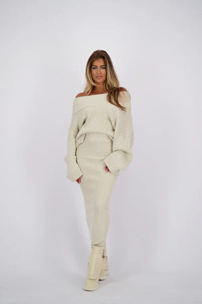 Beige knitted set